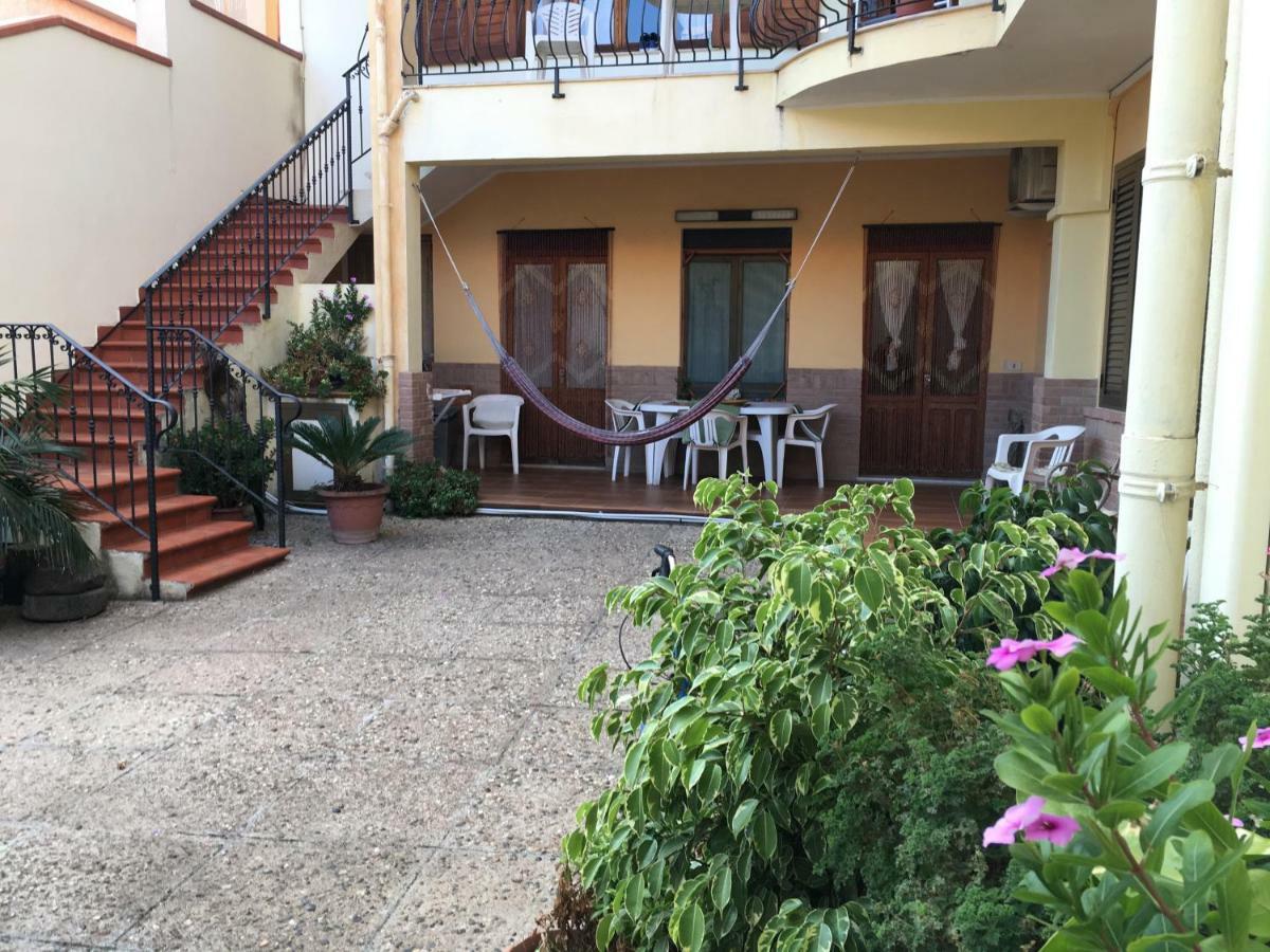 Anna Apartment Villaputzu Exteriér fotografie